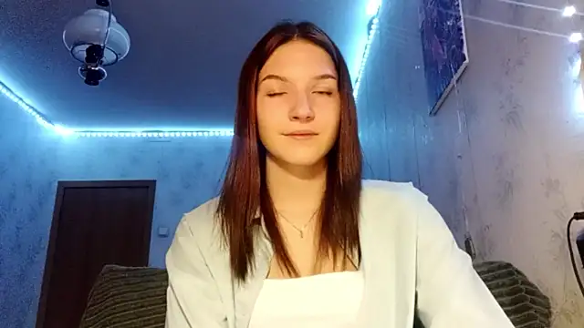 Beauty miIa online show from 10/22/25, 02:50