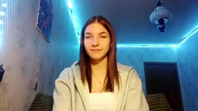 Beauty miIa online show from 10/26/25, 06:03