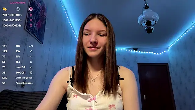 Beauty miIa online show from 12/19/25, 02:46