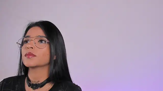 Sophie Duarte online show from 04/28/26, 02:27