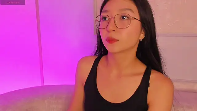 sydney miller  online show from 05/31/26, 01:40