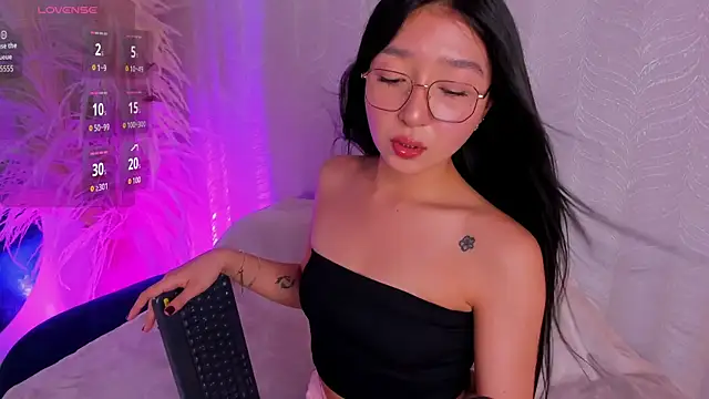 sydney miller  online show from 06/14/26, 12:08