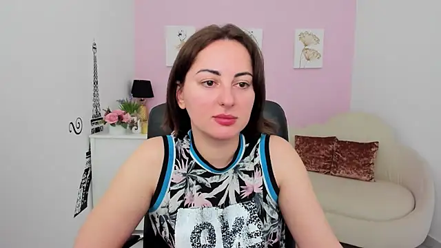 NoraSimons online show from 05/24/26, 04:28