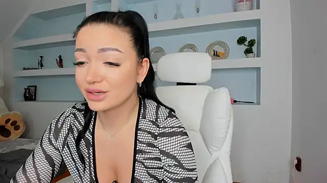 juliexxx online show from 02/24/26, 06:17