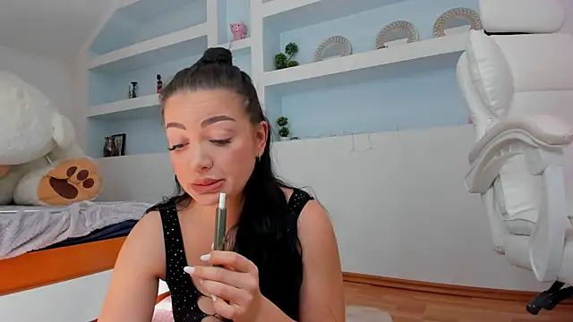 juliexxx online show from 05/15/26, 12:01