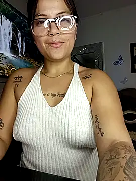 Snapshot of tattyHot95 chatting on 02/20/26, 06:08 tattyHot95 online show from 02/20/26, 06:08