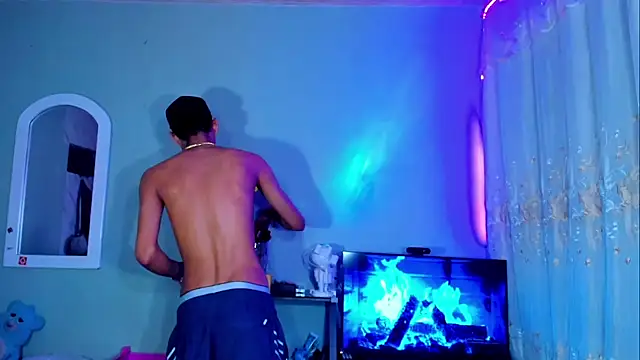 Snapshot of boyswantingplay chatting on 02/25/26, 03:54 boyswantingplay online show from 02/25/26, 03:54