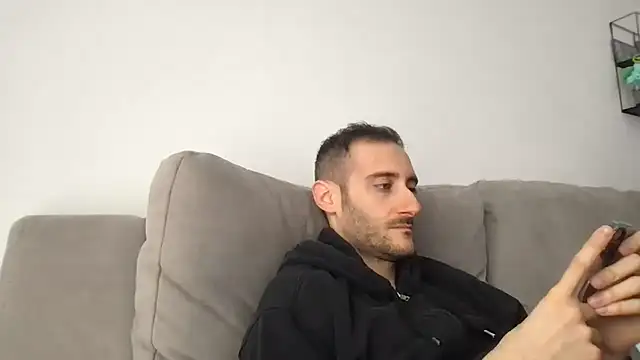 Snapshot of LukaShyGuy chatting on 03/05/26, 11:50 LukaShyGuy online show from 03/05/26, 11:50