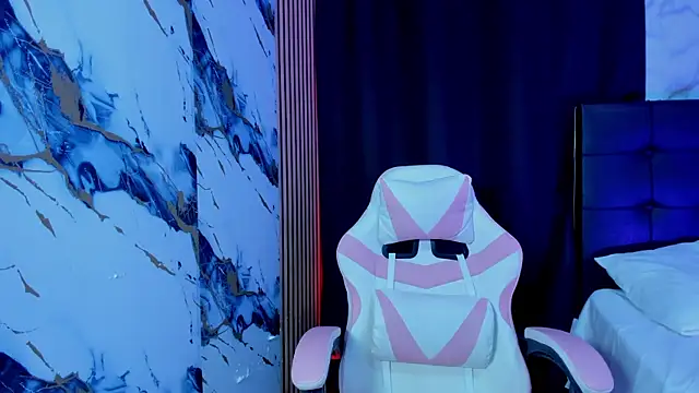 Snapshot of Scarlet_DLuce chatting on 01/16/26, 09:02 Scarlet DLuce online show from 01/16/26, 09:02