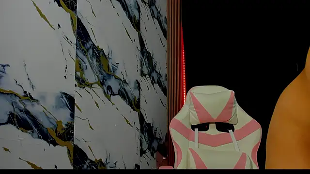 Snapshot of Scarlet_DLuce chatting on 02/04/26, 08:53 Scarlet DLuce online show from 02/04/26, 08:53