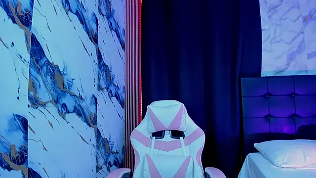 Snapshot of Scarlet_DLuce chatting on 02/25/26, 08:57 Scarlet DLuce online show from 02/25/26, 08:57