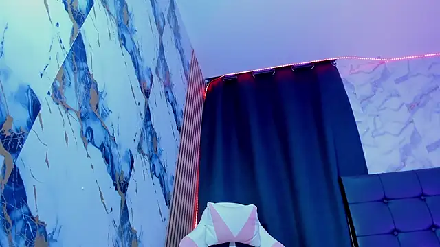 Snapshot of Scarlet_DLuce chatting on 02/26/26, 08:57 Scarlet DLuce online show from 02/26/26, 08:57