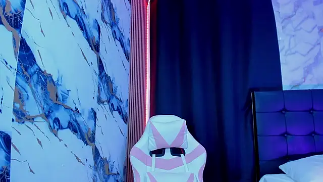 Snapshot of Scarlet_DLuce chatting on 02/27/26, 08:58 Scarlet DLuce online show from 02/27/26, 08:58