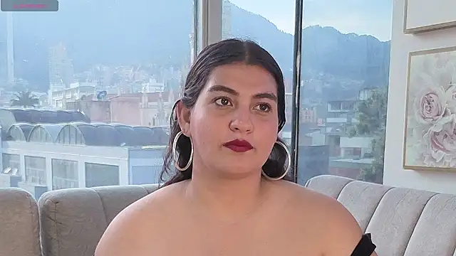 kendra crow online show from 11/11/25, 12:05