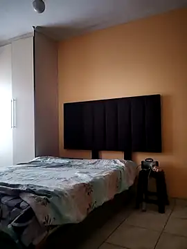 Snapshot of yummy-caramel chatting on 04/01/26, 08:48 yummy-caramel online show from 04/01/26, 08:48