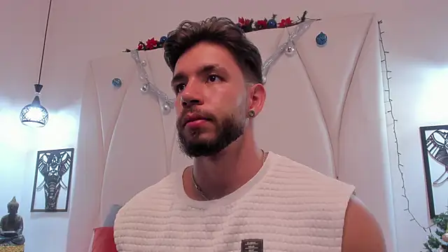 Snapshot of JACKSON_STIFLER chatting on 12/19/25, 02:40 JACKSON STIFLER online show from 12/19/25, 02:40