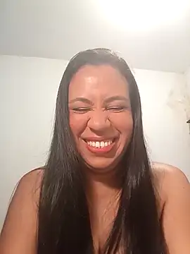 LeilaTaylor online show from 11/04/25, 06:18