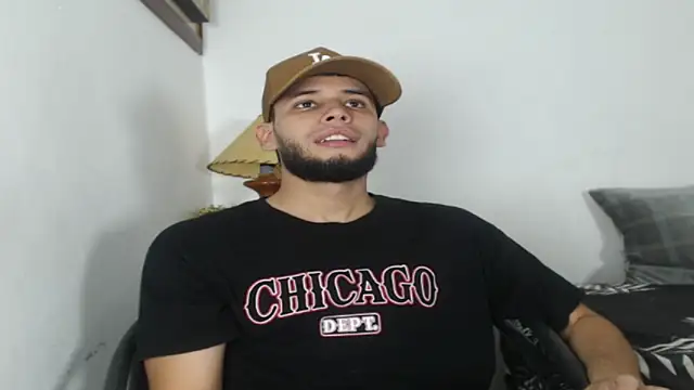 Maxcole 07 online show from 11/06/25, 12:22