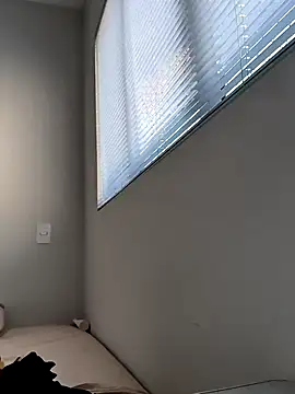 Snapshot of Meiii27 chatting on 02/18/26, 04:25 Meiii27 online show from 02/18/26, 04:25