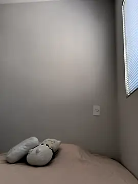 Snapshot of Meiii27 chatting on 03/18/26, 03:48 Meiii27 online show from 03/18/26, 03:48