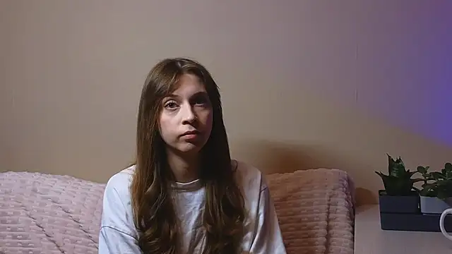 Snapshot of pretty_passenger chatting on 11/01/25, 05:48 pretty passenger online show from 11/01/25, 05:48