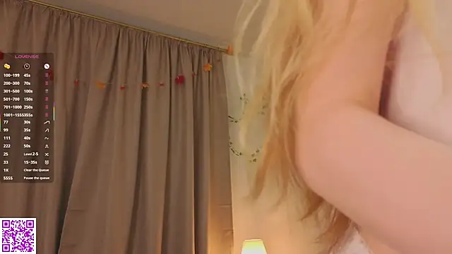 KissyCloud online show from 11/07/25, 08:25