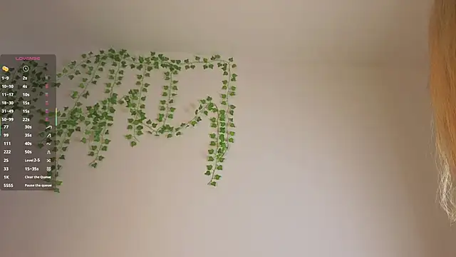 KissyCloud online show from 11/11/25, 08:03