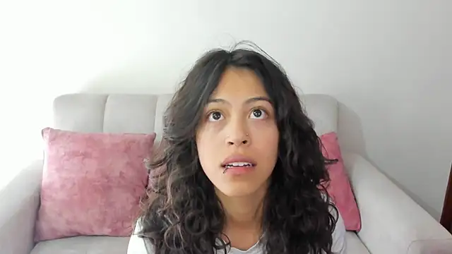 emily jonessxx online show from 10/29/25, 07:04