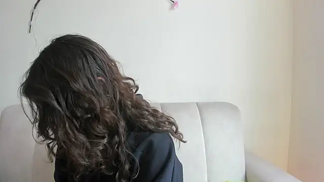 Snapshot of emily_jonessxx chatting on 02/26/26, 05:45 emily jonessxx online show from 02/26/26, 05:45