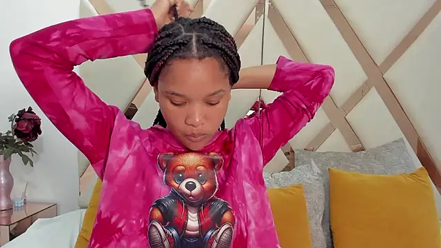 Snapshot of karolebonyy chatting on 03/04/26, 04:40 karolebonyy online show from 03/04/26, 04:40