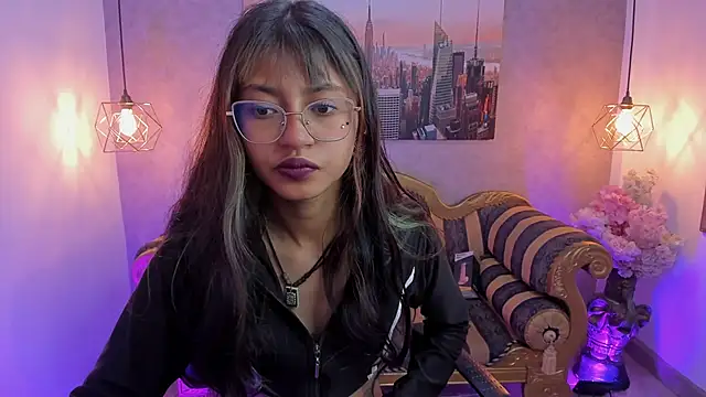 Noa clk online show from 11/12/25, 03:40