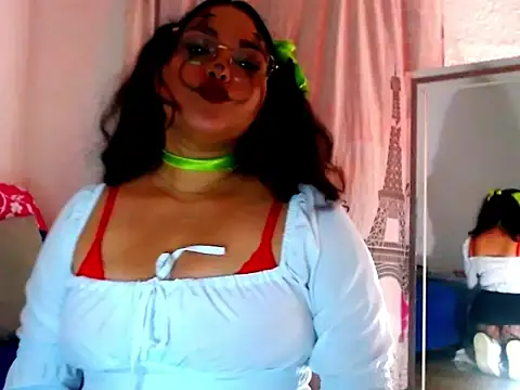 mira cherry02 online show from 11/01/25, 04:36