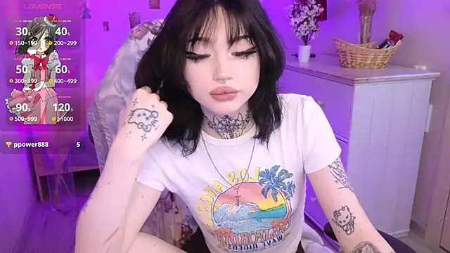 Emma Kirks online show from 06/05/26, 12:44