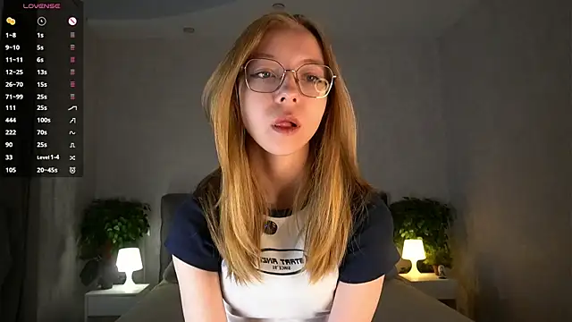 BarbaraViggiani online show from 11/26/25, 05:58