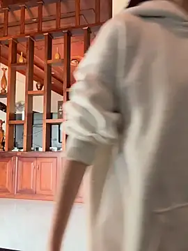 Emily-y online show from 12/14/25, 03:23