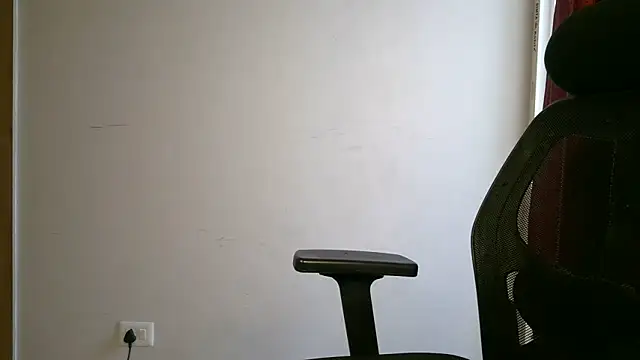 Snapshot of lustyruhh chatting on 05/03/26, 05:24 lustyruhh online show from 05/03/26, 05:24