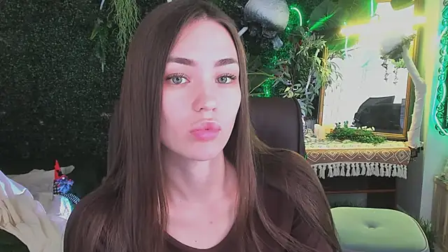 lollyrais online show from 12/02/25, 02:01