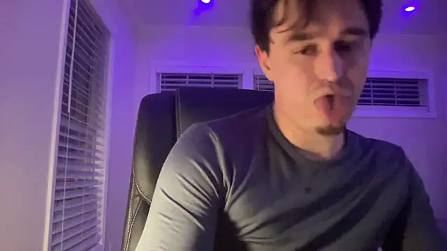 andrenoma427 online show from 10/31/25, 03:29