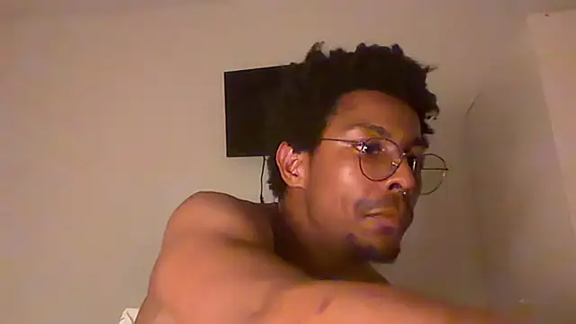 Albert Madrid online show from 06/24/26, 05:12