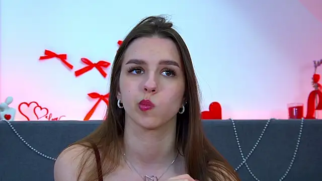 AliceAtkins online show from 05/03/26, 06:52