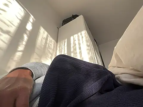 blacksamii2 online show from 11/21/25, 09:08