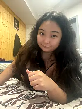 Snapshot of miomyao chatting on 11/29/25, 04:10 miomyao online show from 11/29/25, 04:10