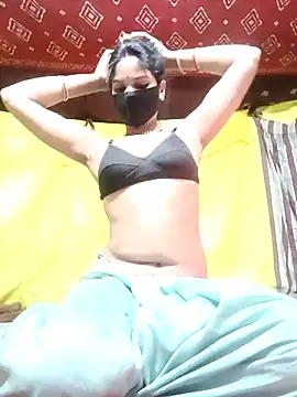 Snapshot of Shreya-750 chatting on 02/13/26, 10:28 Shreya-750 online show from 02/13/26, 10:28