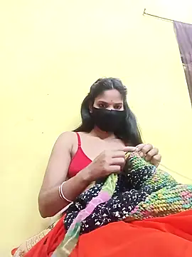 Snapshot of Shreya-750 chatting on 02/18/26, 04:36 Shreya-750 online show from 02/18/26, 04:36