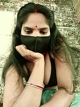 Snapshot of Shreya-750 chatting on 03/08/26, 06:39 Shreya-750 online show from 03/08/26, 06:39