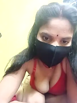 Snapshot of Shreya-750 chatting on 03/09/26, 04:44 Shreya-750 online show from 03/09/26, 04:44