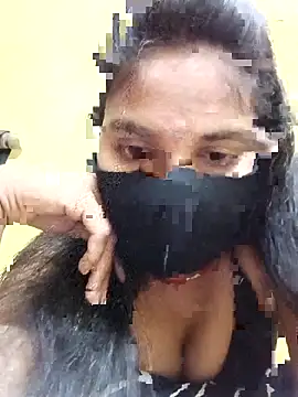 Snapshot of Shreya-750 chatting on 03/12/26, 04:24 Shreya-750 online show from 03/12/26, 04:24