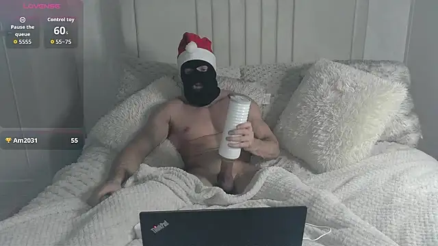 Snapshot of Masked_Bull38_Uk chatting on 12/22/25, 06:05 Masked Bull38 Uk online show from 12/22/25, 06:05