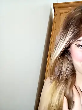 Snapshot of indilasixeey chatting on 03/15/26, 03:01 indilasixeey online show from 03/15/26, 03:01