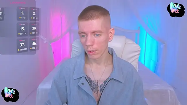 Cristian  Dior online show from 11/22/25, 05:56